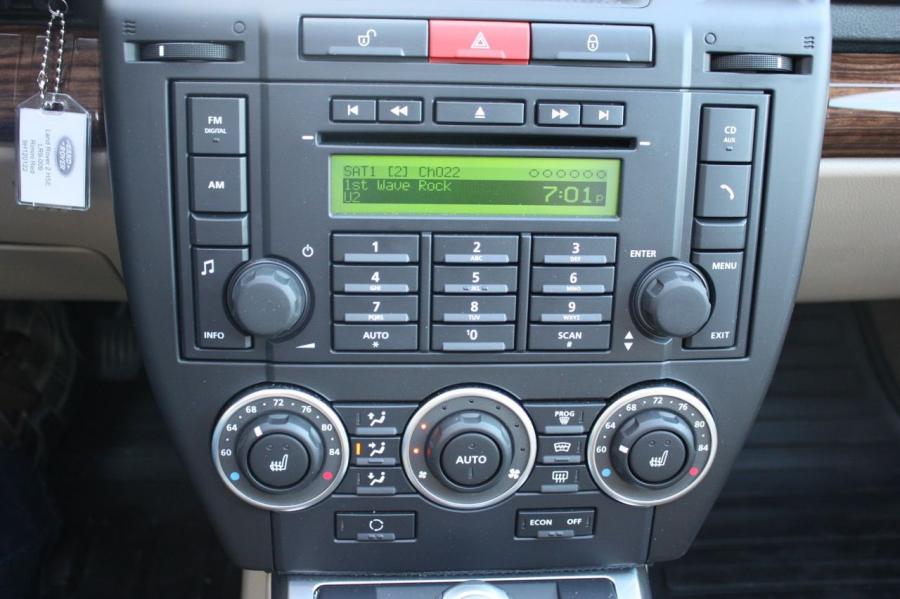  Land Rover LR2 HSE 2009 года  (фото 26 из 54)